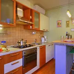 Apartment Center & Pula