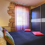 Center & Apartment *