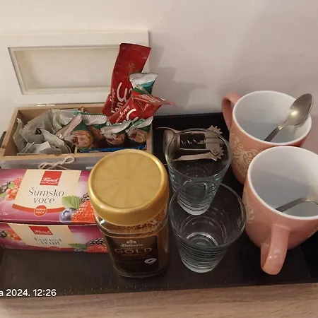 아파트 Center & 풀라