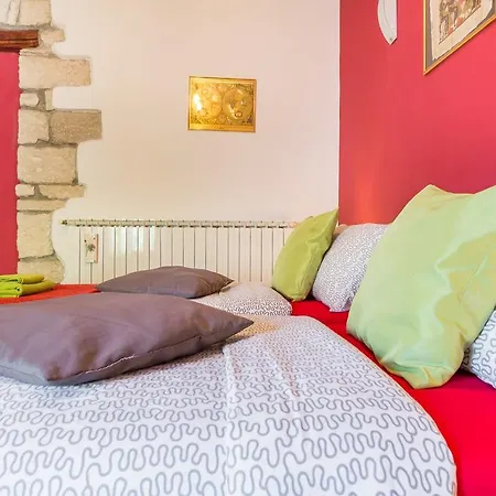 아파트 Center & 풀라