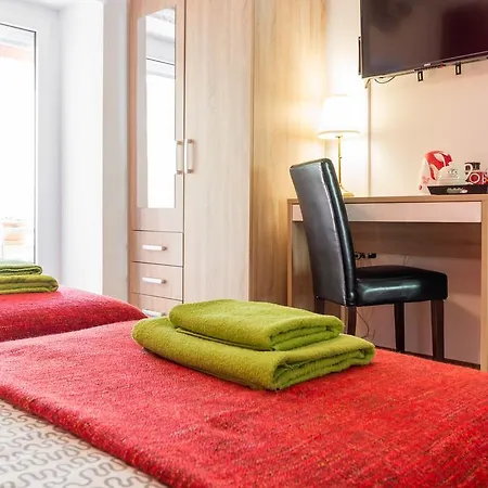 Center & Apartment *