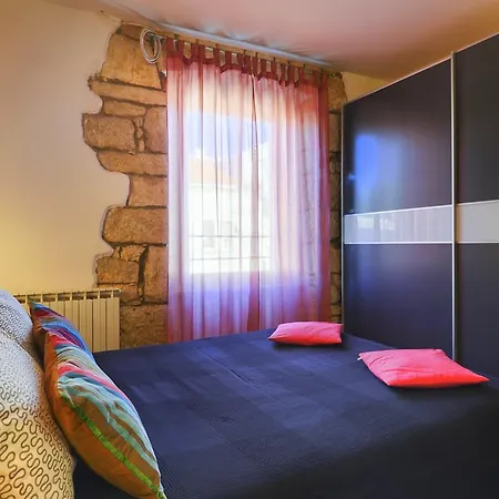 Center & Apartment *