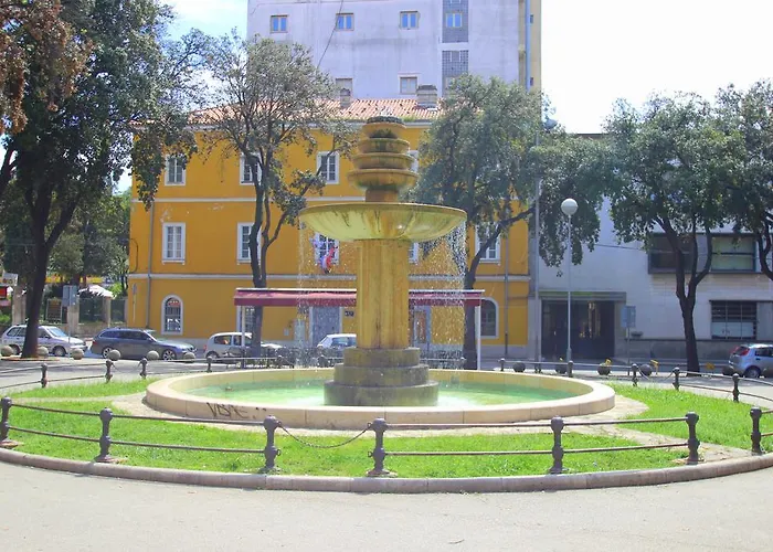 Center & Apartman Póla