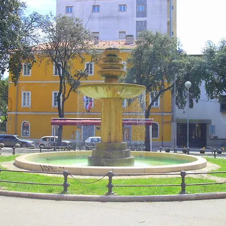 Center & Apartman Póla